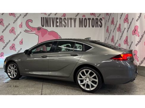 Used 2019 Buick Regal Avenir w/ Driver Confidence Package II image 13