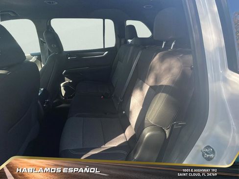 Certified 2025 GMC Acadia Elevation image 23