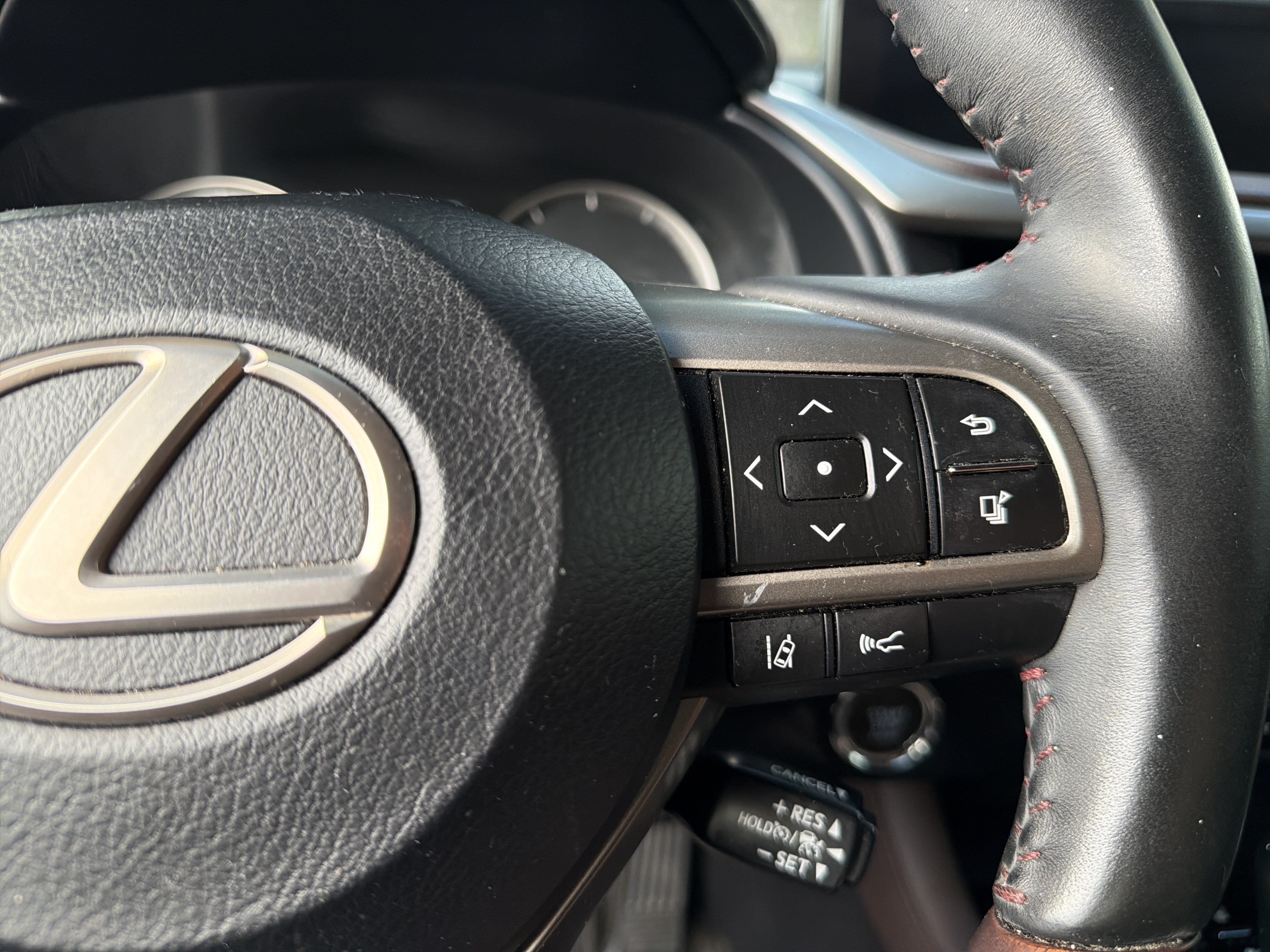 Used 2017 Lexus RX 350 AWD w/ Premium Package image 19