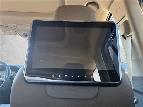 Used 2020 Lincoln Aviator Reserve w/ Equipment Group 202A image 24