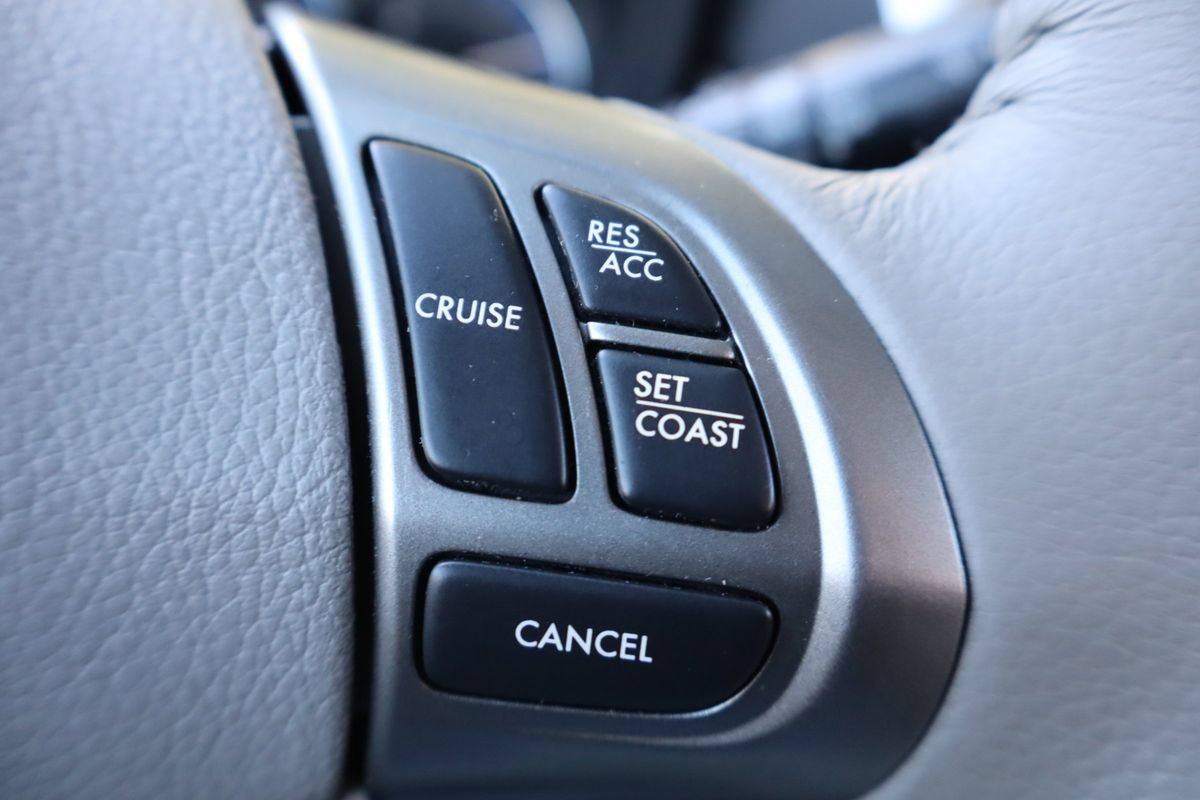 Used 2013 Subaru Forester 2.5X Limited AWD/4WD image 32