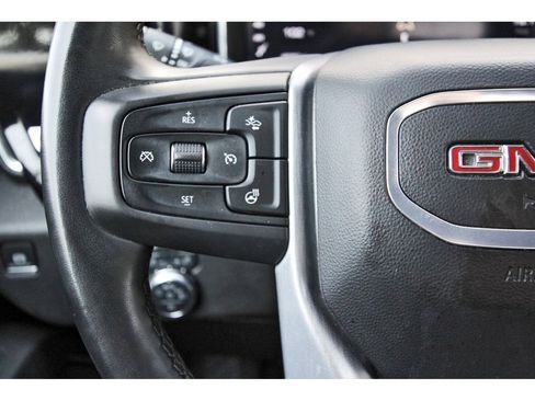 Used 2025 GMC Sierra 1500 SLT AWD/4WD image 15