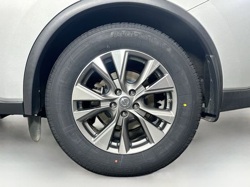 Used 2017 Nissan Murano SL w/ SL Technology Package FWD image 11