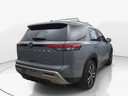 Used 2025 Nissan Pathfinder Platinum w/ Cargo Package FWD image 6