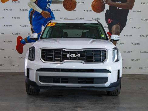 Used 2025 Kia Telluride S AWD/4WD image 21