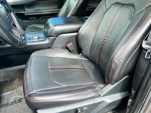Used 2020 Ford Expedition Limited w/ Equipment Group 303A AWD/4WD image 20