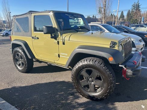 Used 2013 Jeep Wrangler Sport image 4