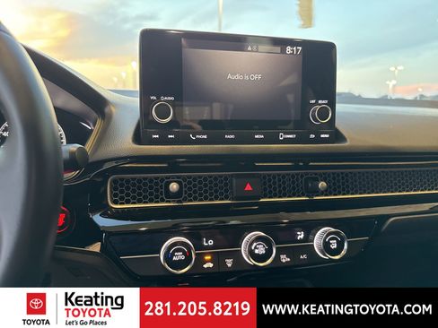 Used 2025 Honda Civic Sport image 13