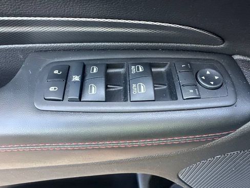 Used 2025 Dodge Durango R/T w/ Blacktop Package AWD/4WD image 10
