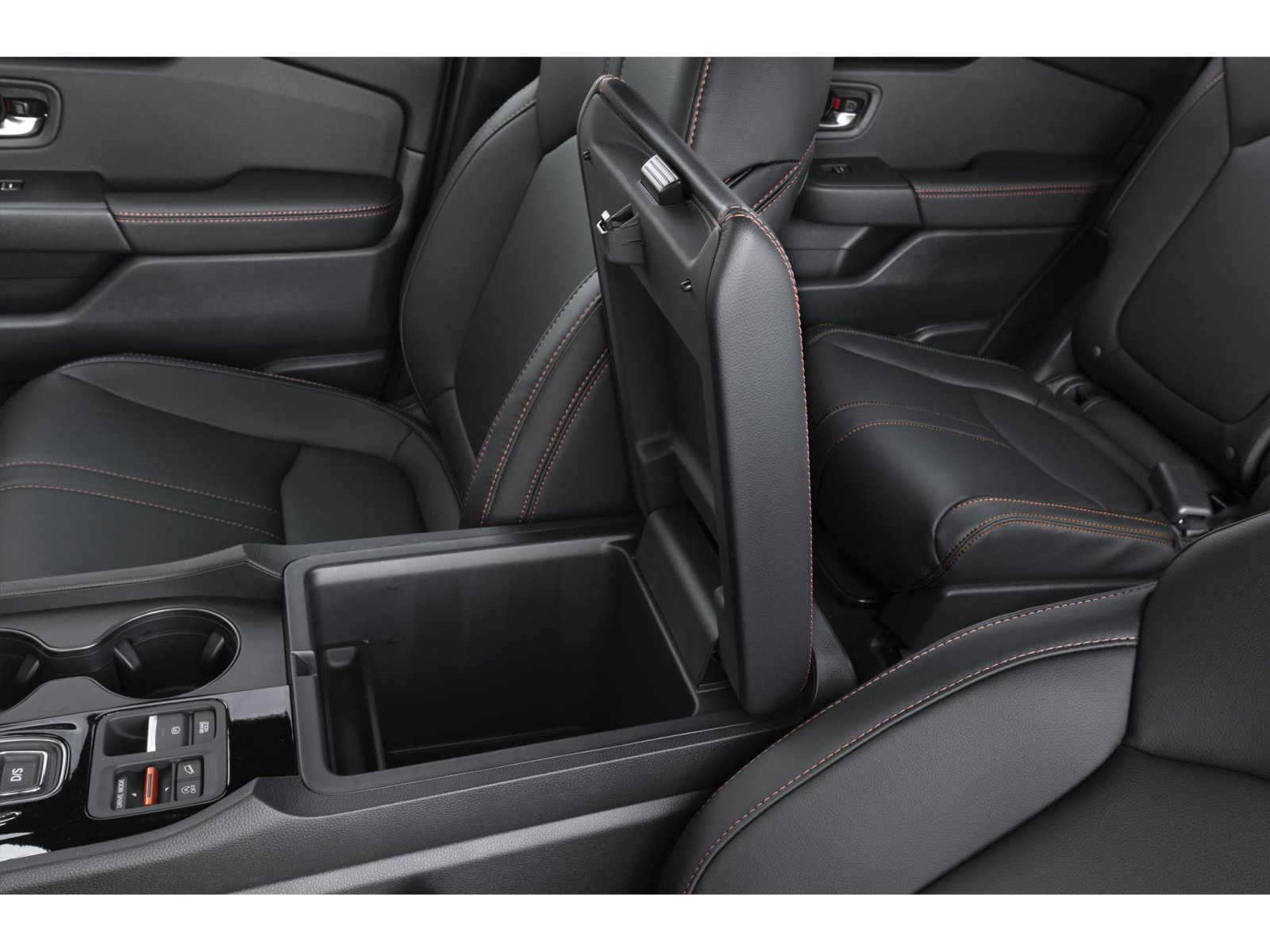 New 2026 Honda Pilot TrailSport image 9