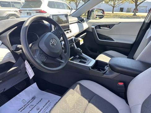New 2025 Toyota RAV4 XLE w/ Convenience Package FWD image 15