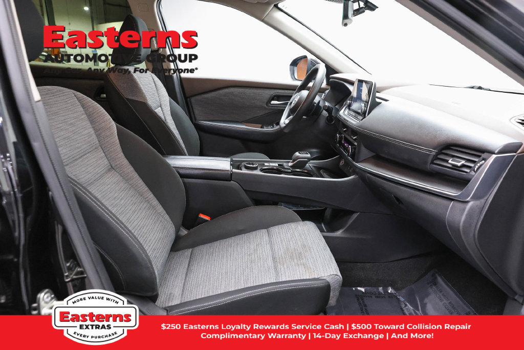 Used 2023 Nissan Rogue SV AWD/4WD image 26