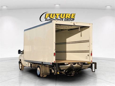 New 2026 Ford E-450 and Econoline 450 Super Duty w/ Power Equipment Group image 5