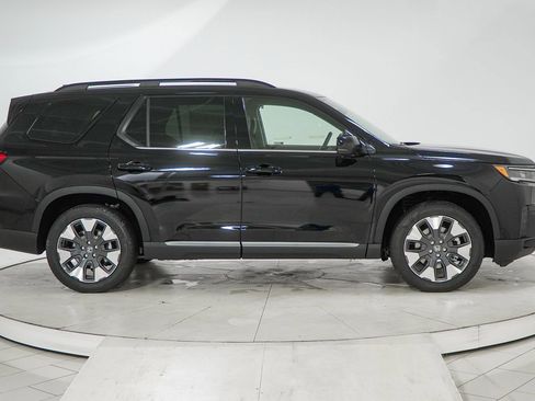 New 2026 Honda Pilot Elite image 8