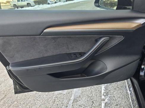 Used 2022 Tesla Model 3 Long Range image 15