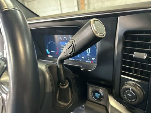 Used 2024 Ford F350 Platinum w/ FX4 Off-Road Package image 20