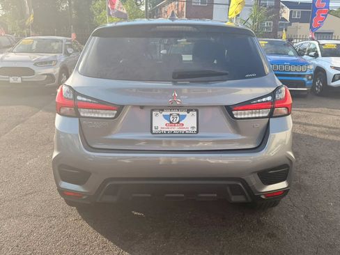 Used 2025 Mitsubishi Outlander Sport SE AWD/4WD image 6