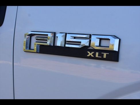 Used 2018 Ford F150 XLT w/ Max Trailer Tow Package image 54