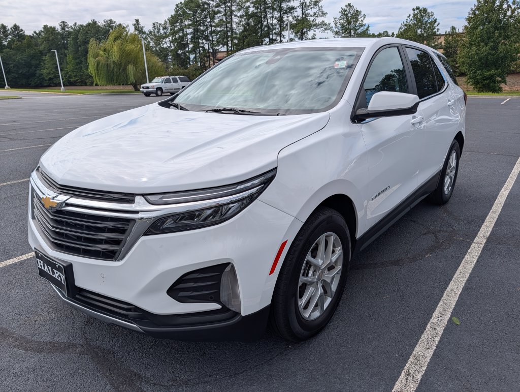 Used 2024 Chevrolet Equinox LT FWD image 26