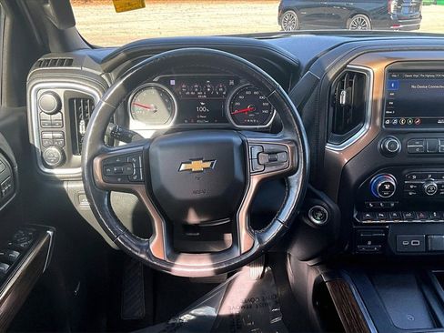 Used 2019 Chevrolet Silverado 1500 High Country image 9