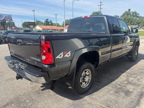 Used 2005 Chevrolet Silverado 2500 LS AWD/4WD image 7