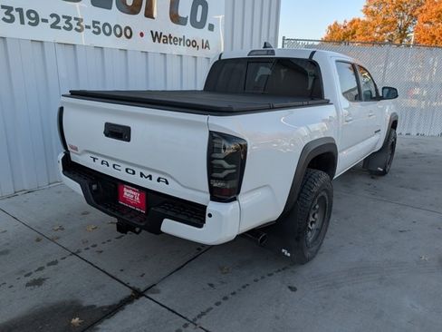 Used 2023 Toyota Tacoma TRD Off-Road image 25