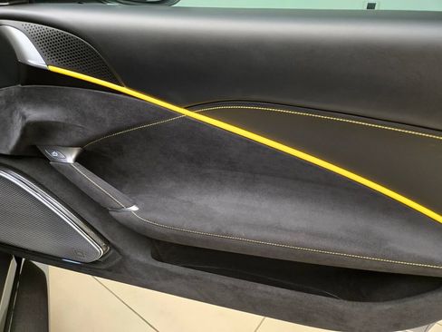 Used 2024 Ferrari Roma RWD image 24