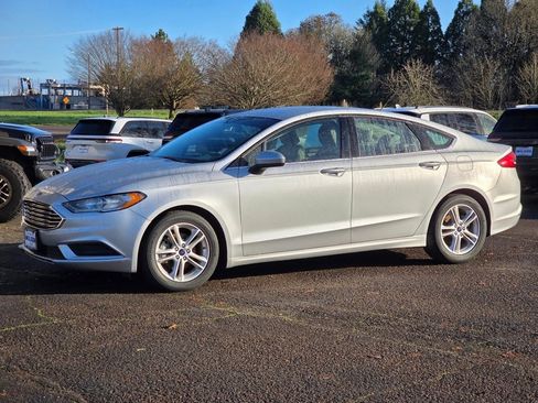 Used 2018 Ford Fusion SE image 29