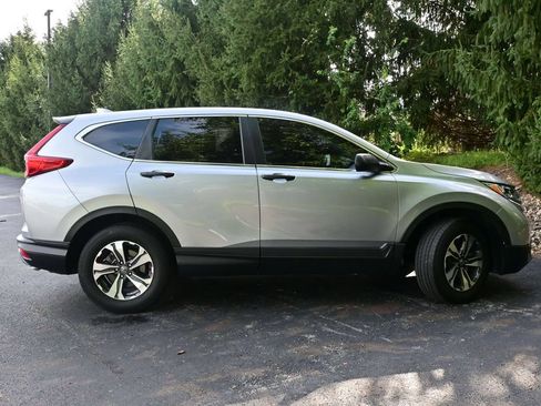 Used 2019 Honda CR-V LX image 9