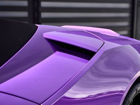 Used 2024 Lamborghini Huracan EVO image 9