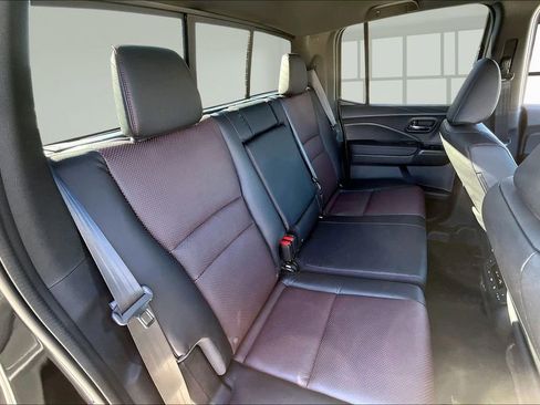 New 2026 Honda Ridgeline Black Edition image 9