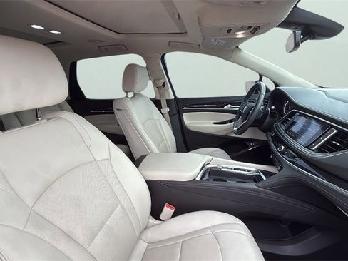 Used 2022 Buick Enclave Essence w/ Experience Buick Package image 23