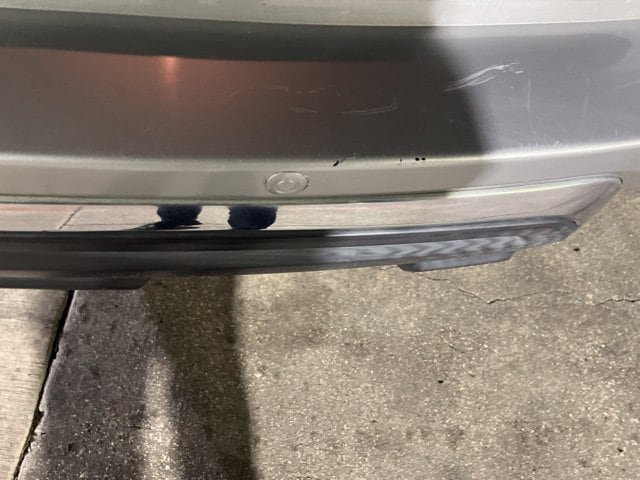 Used 2018 Nissan Pathfinder SL FWD image 9