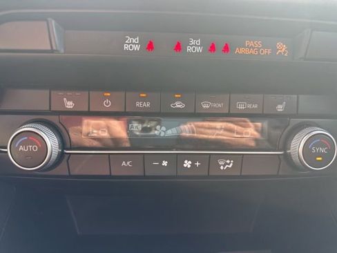 Used 2023 MAZDA CX-9 Touring image 34