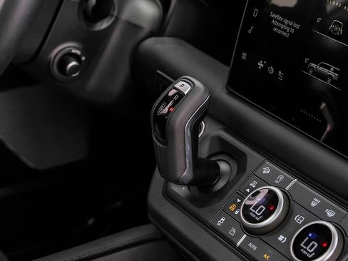 Used 2024 Land Rover Defender 130 Outbound image 22