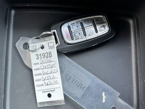 New 2026 Chrysler Pacifica Select w/ S Appearance Package image 27