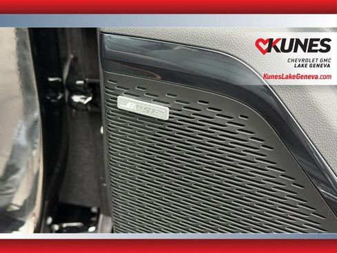 New 2026 GMC Acadia AT4 w/ Luxury Package image 26