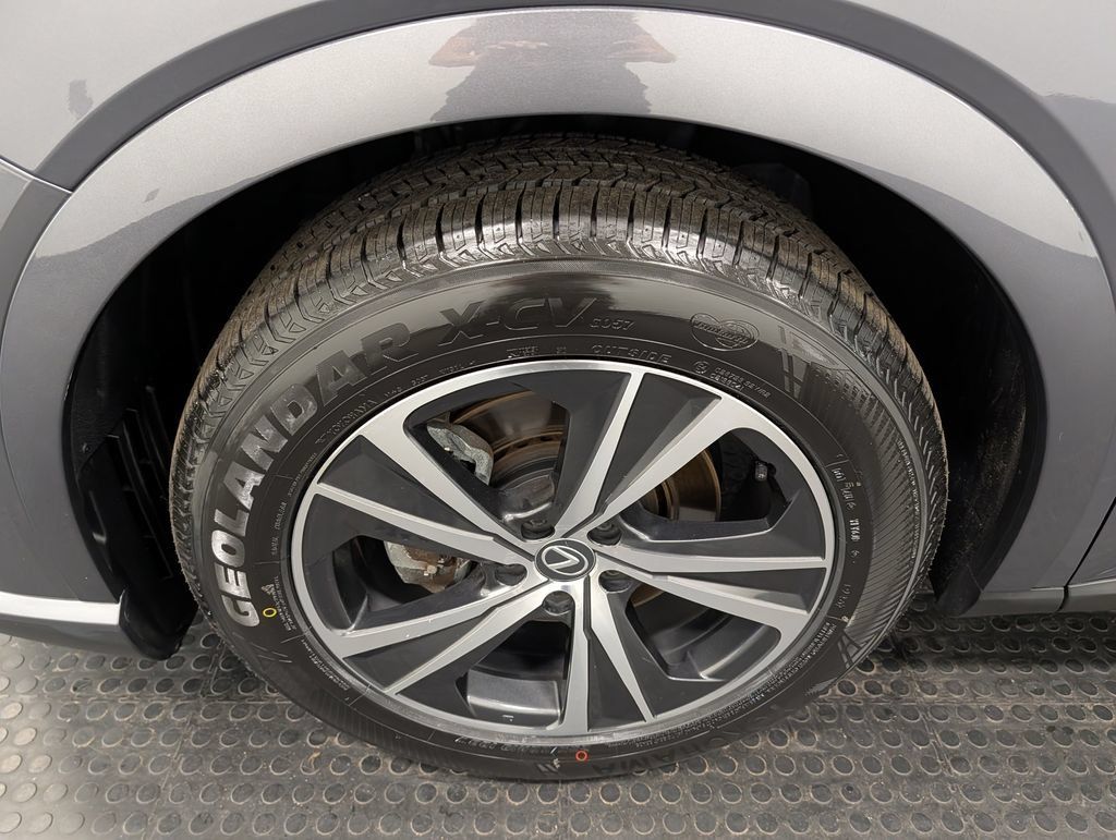 Used 2023 Lexus RX 350 Premium w/ Accessory Package AWD/4WD image 7
