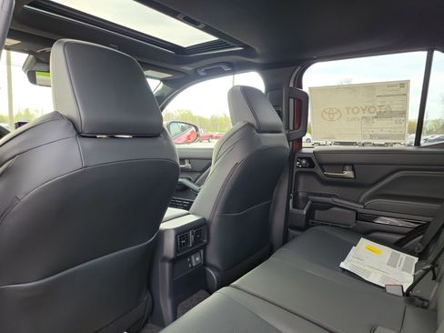 New 2026 Toyota 4Runner Limited AWD/4WD image 14
