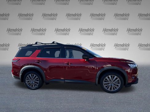 Used 2023 Nissan Pathfinder SL w/ SL Premium Package image 11