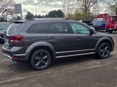 Used 2018 Dodge Journey Crossroad image 28