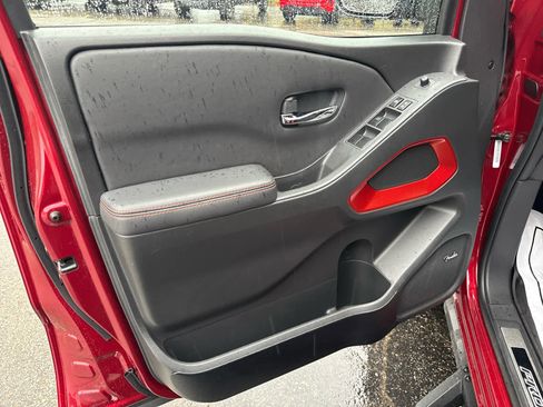 Used 2023 Nissan Frontier PRO-4X w/ Pro-4X Premium Package image 13