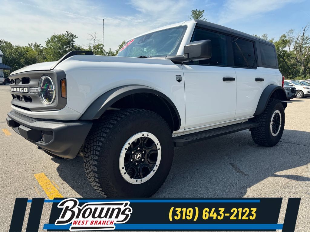 Used 2023 Ford Bronco Big Bend w/ Sasquatch Package AWD/4WD image 1