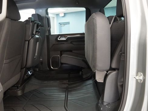 New 2026 Chevrolet Silverado 3500 LT image 25