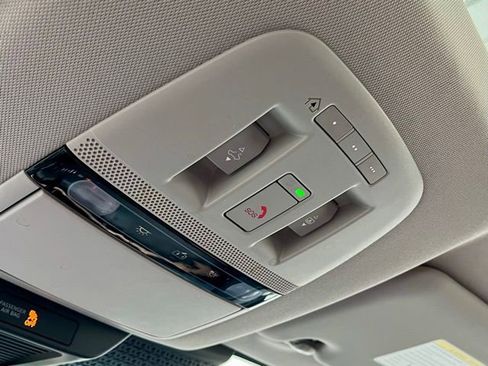 New 2024 Nissan Ariya AWD image 20