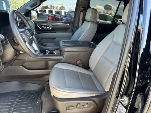 Certified 2023 GMC Yukon SLT image 10