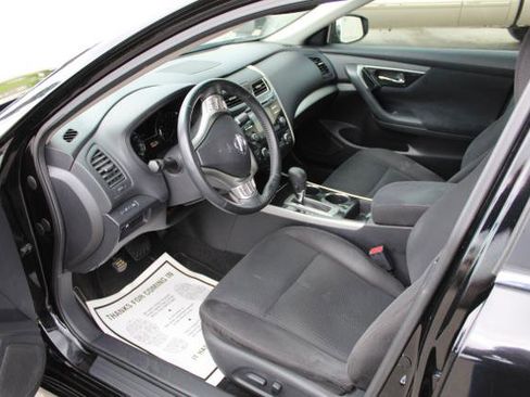 Used 2014 Nissan Altima 2.5 SV w/ Convenience Package FWD image 11