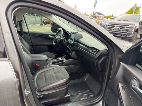 Used 2022 Ford Escape SEL w/ SEL Stealth AWD Package image 27