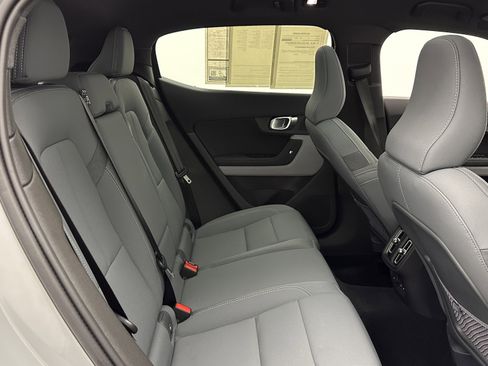 Used 2022 Polestar Polestar 2 w/ Plus Package image 31