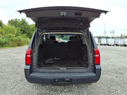 Used 2020 Chevrolet Tahoe 2WD w/ Remote Keyless Entry Package image 18